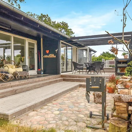 Three-bedroom In * Ebeltoft