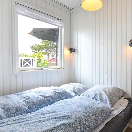 Gorgeous Home In Ebeltoft With Kitchen Tatil Evi